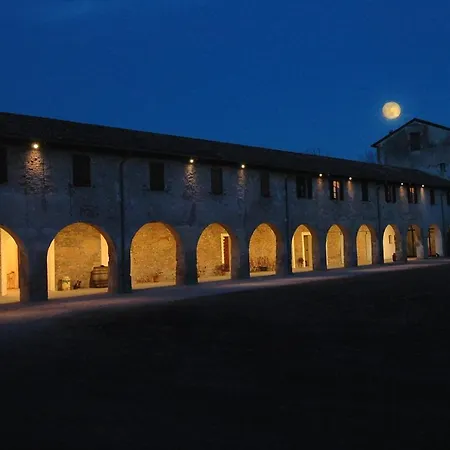 Antica Grancia Benedettina Farmház *